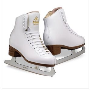 Jackson Ultima ladies figure skates 1790 size 9c
